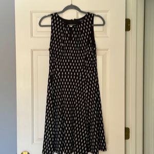 Ivanka tTump Black and white sleeveless dress